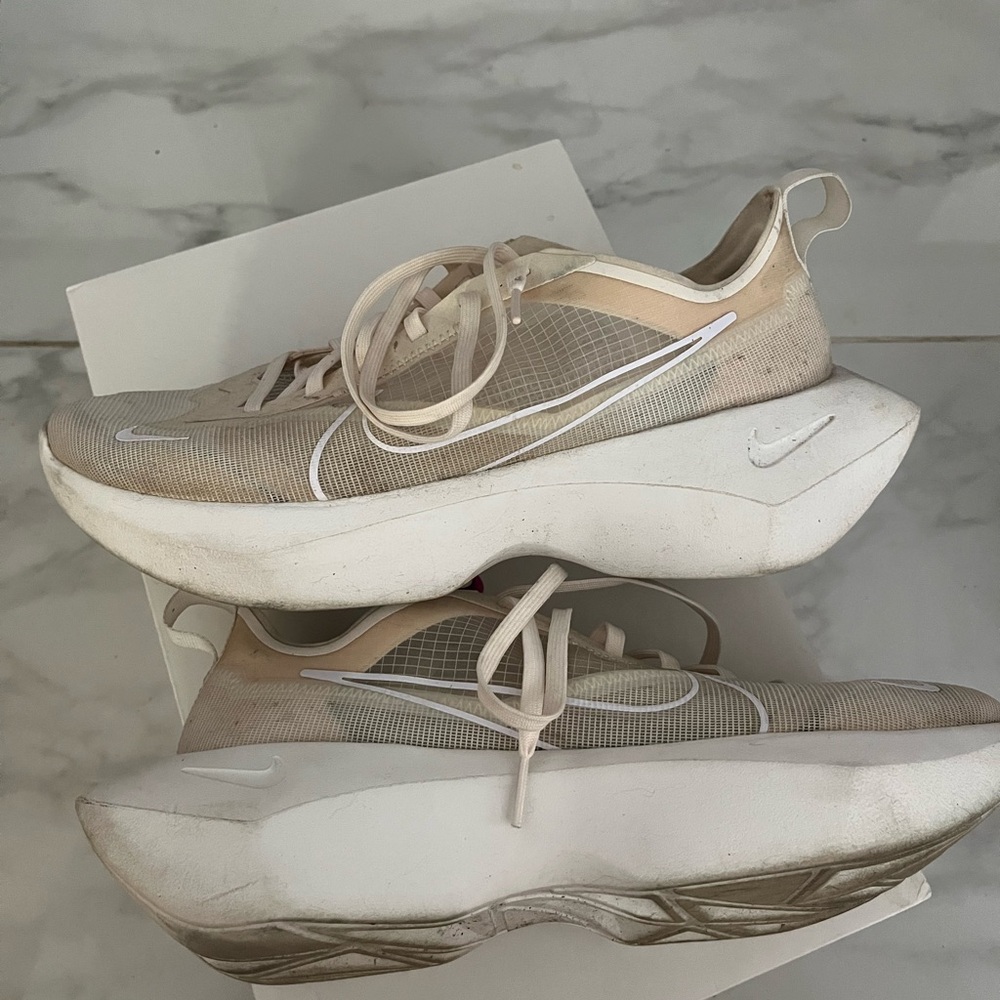 Nike Women's Cream Running Shoes